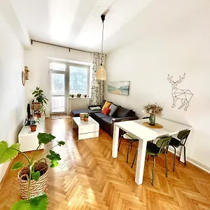 Bright And With A Balcony Apartmán